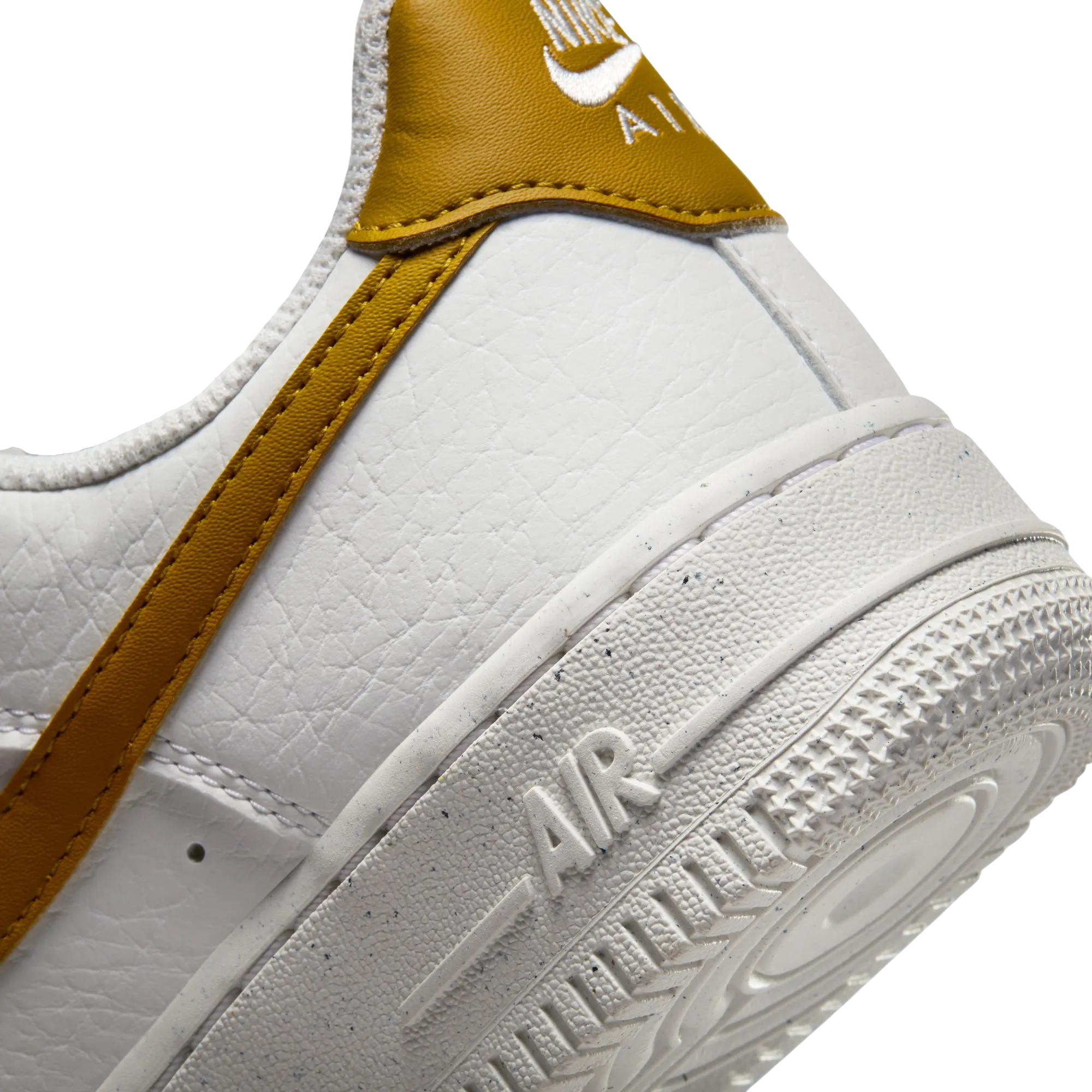 Air Force 1 07 Next Nature (W)