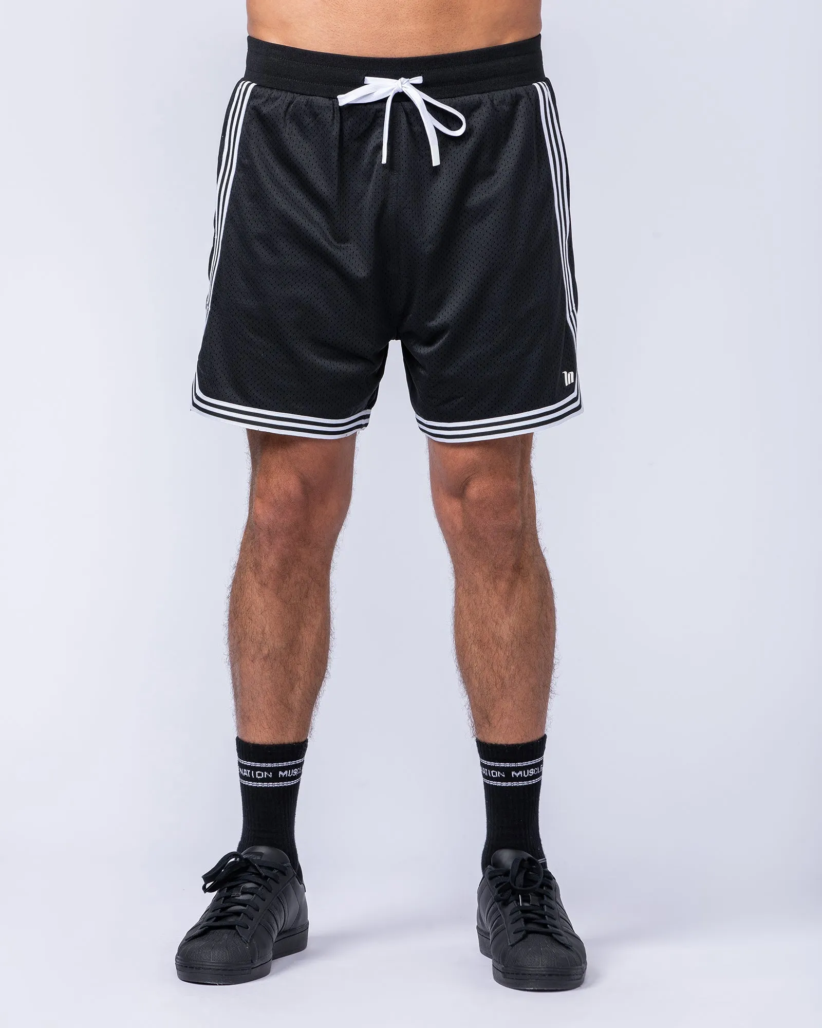 Courtside Basketball 5" Shorts - Black