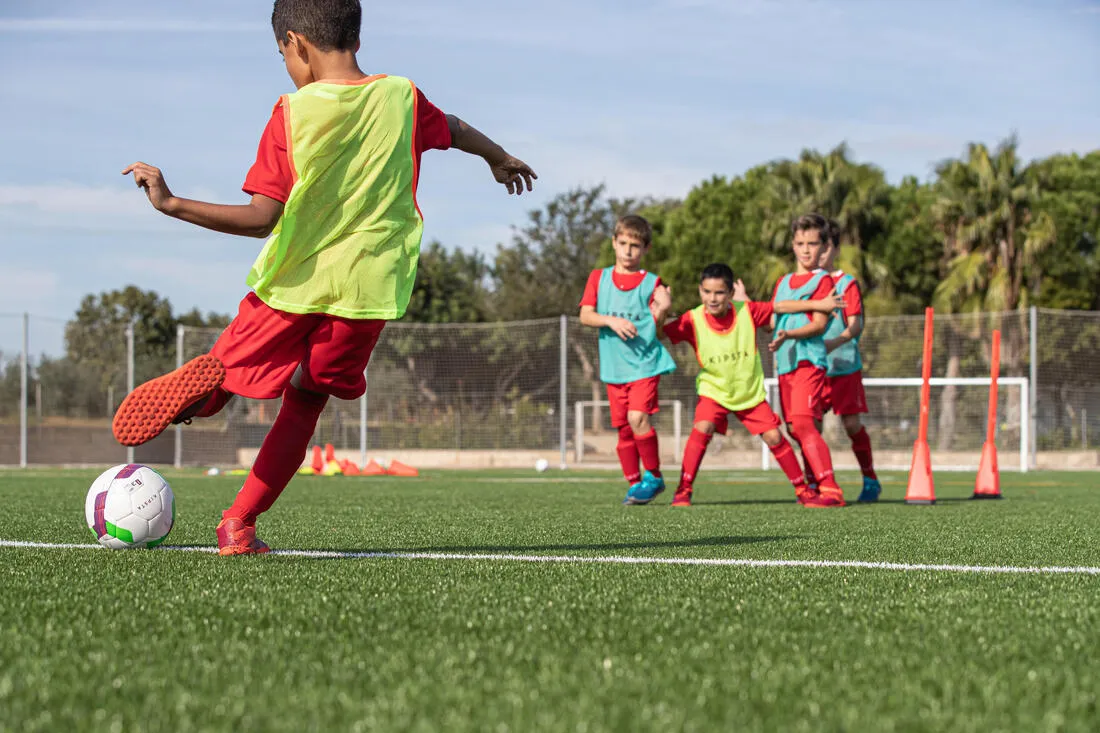 Kids' Football Shorts Essential