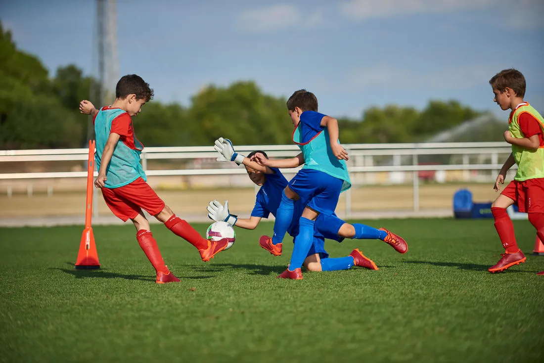 Kids' Football Shorts Essential