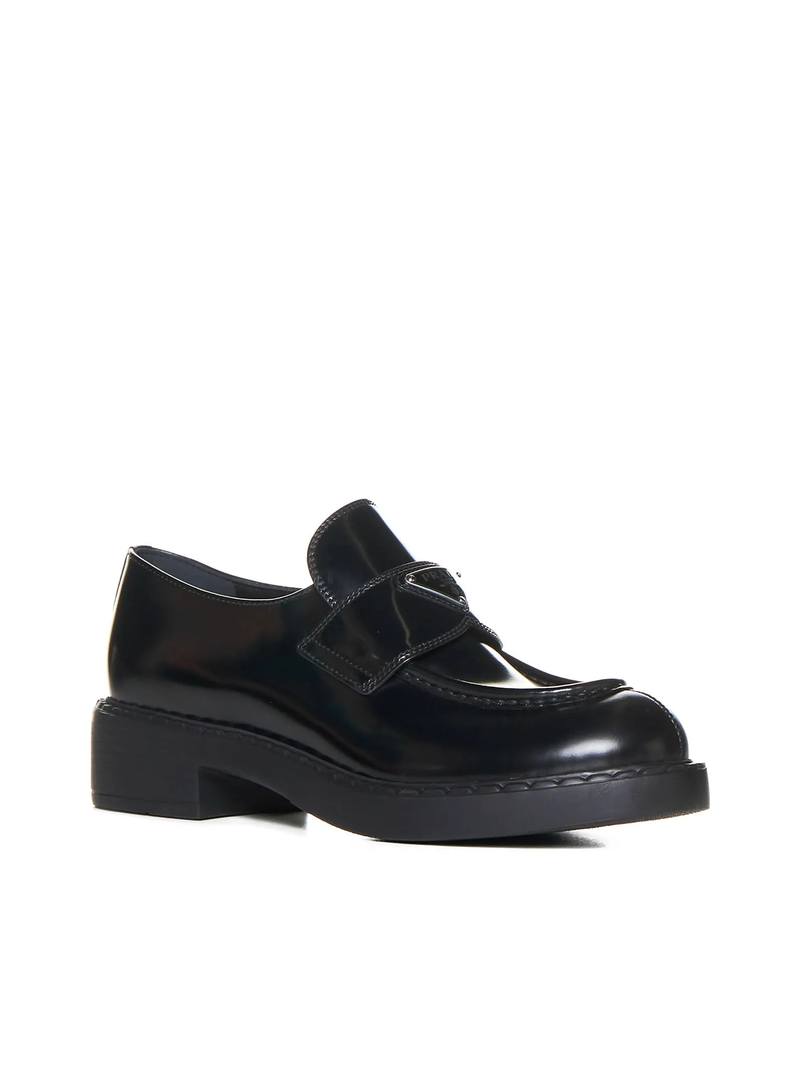 Logo-plaque leather loafers