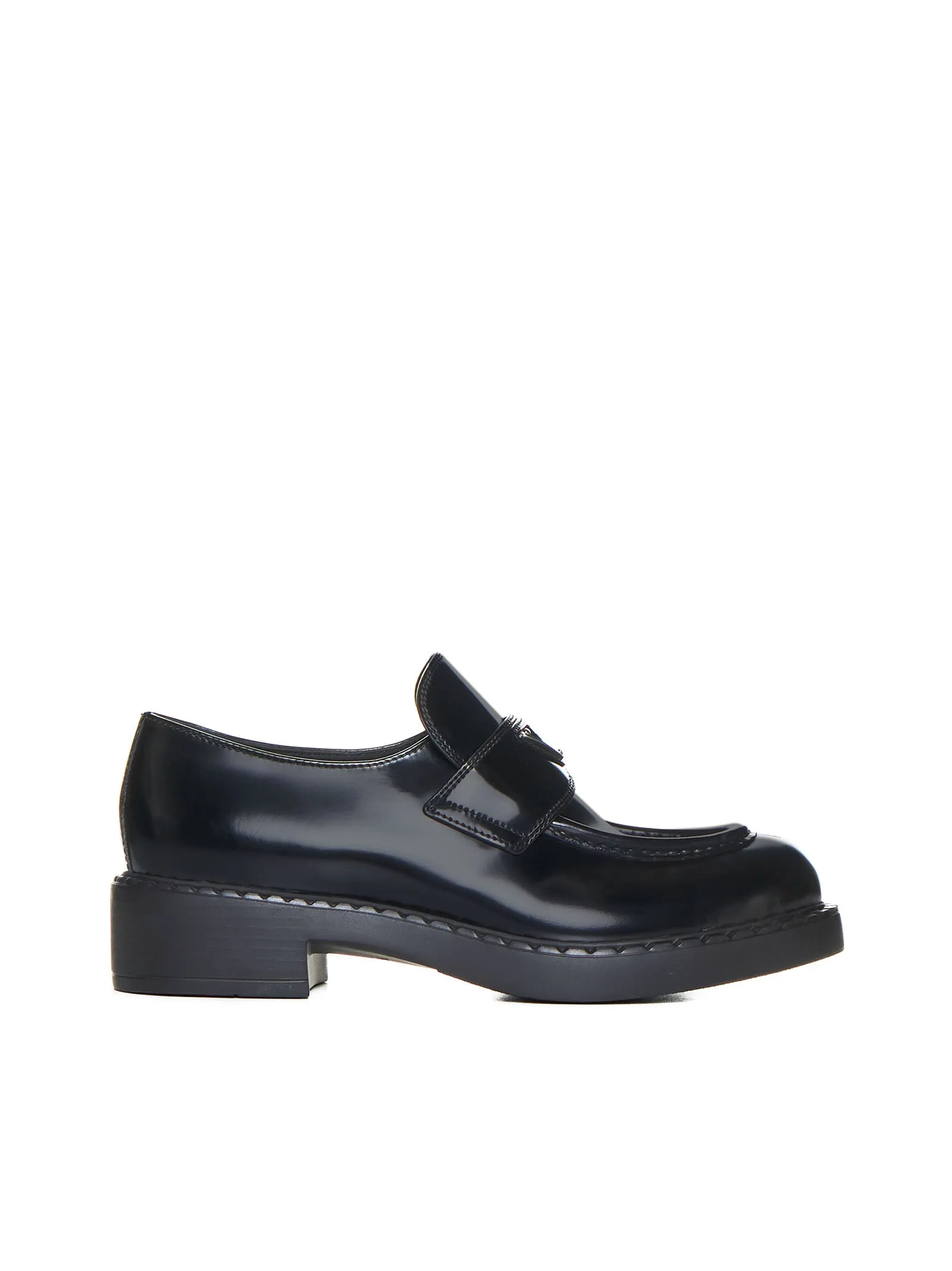 Logo-plaque leather loafers