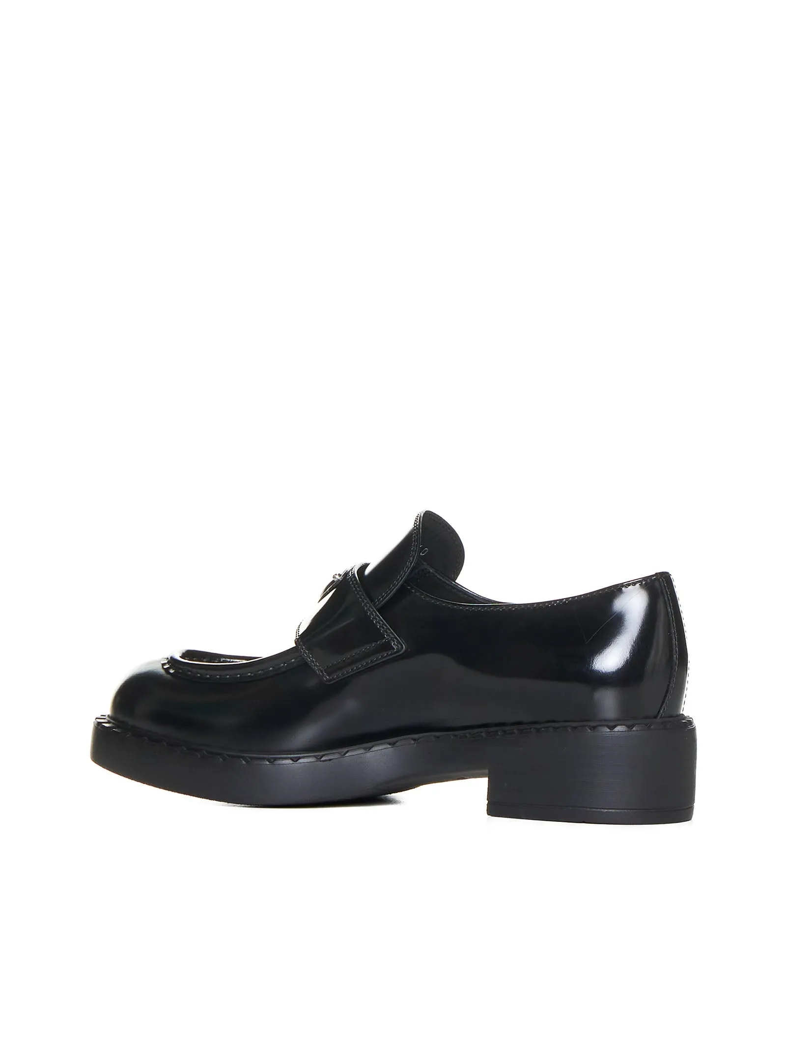 Logo-plaque leather loafers