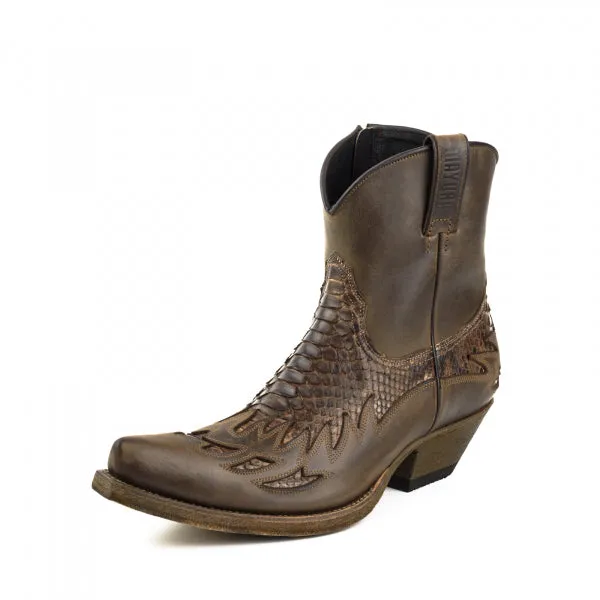 Men's Cowboy Boots or Ankle Boots Handcrafted in Exotic Matte Brown Leather 12 Texans