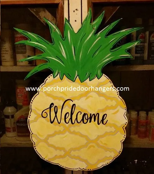 Pineapple Welcome Door Hanger