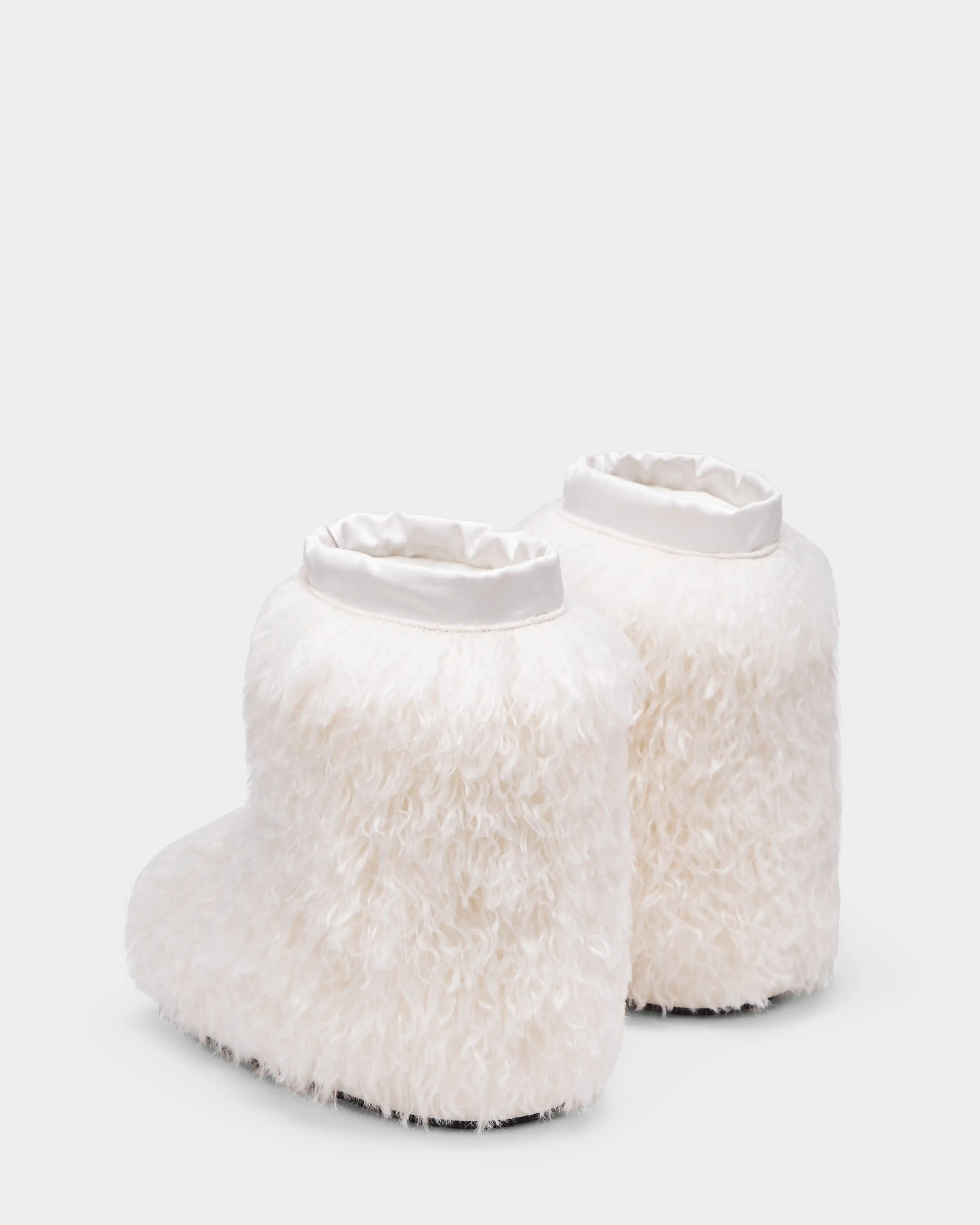 ROSSY - 8224518 Iceland