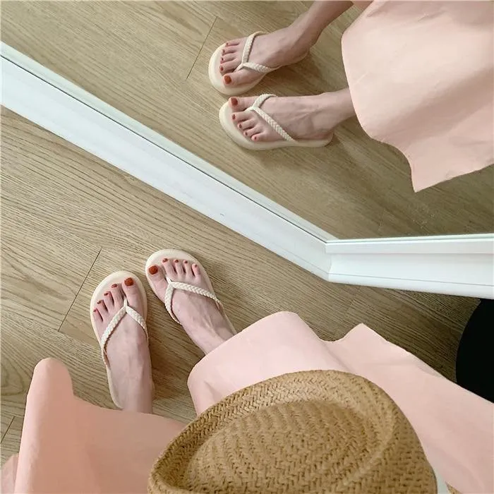 Summer Slippers Soft PVC Girls Beach Flip Flops Anti-slip Flat Shoes Ladies Vacation Slides Female Sandals